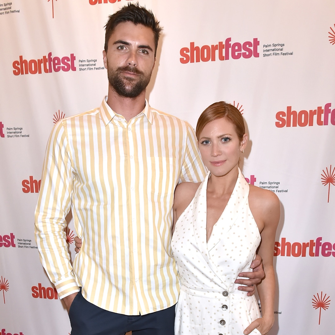 Brittany Snow Hints She Was “Blindsided” by Tyler Stanaland Divorce – E! Online